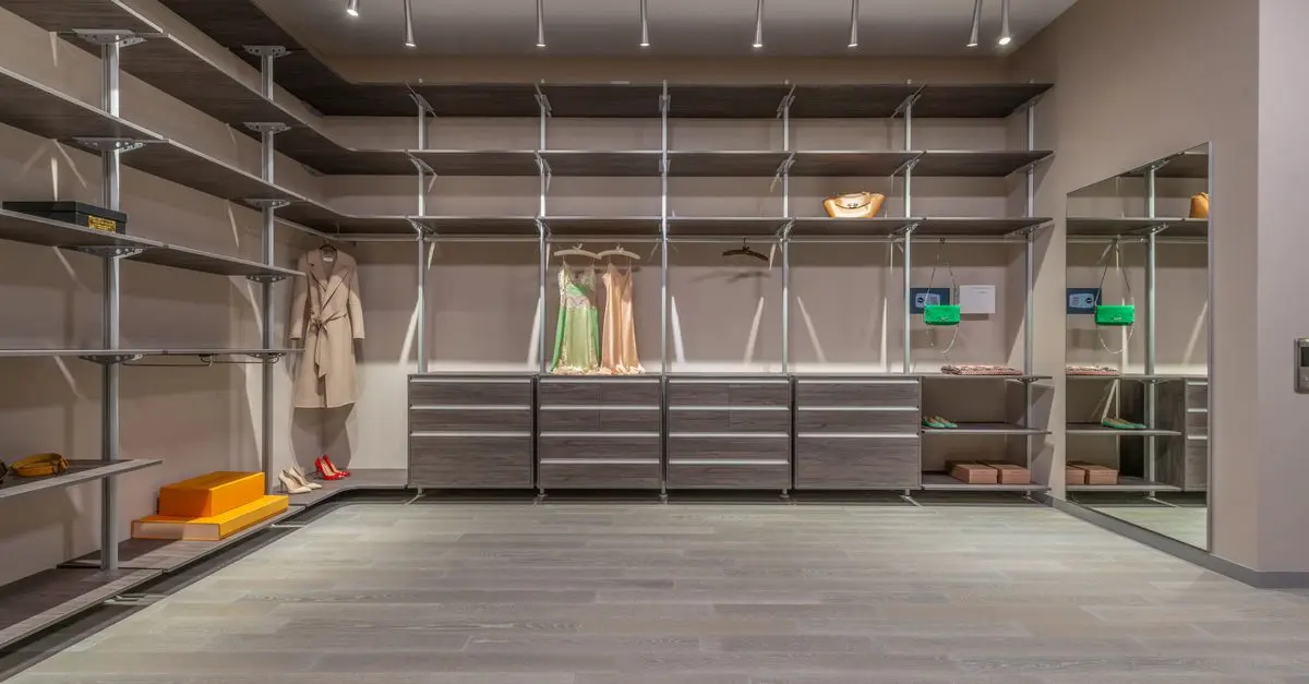 Cómo Organizar Tu Armario de Forma Elegante