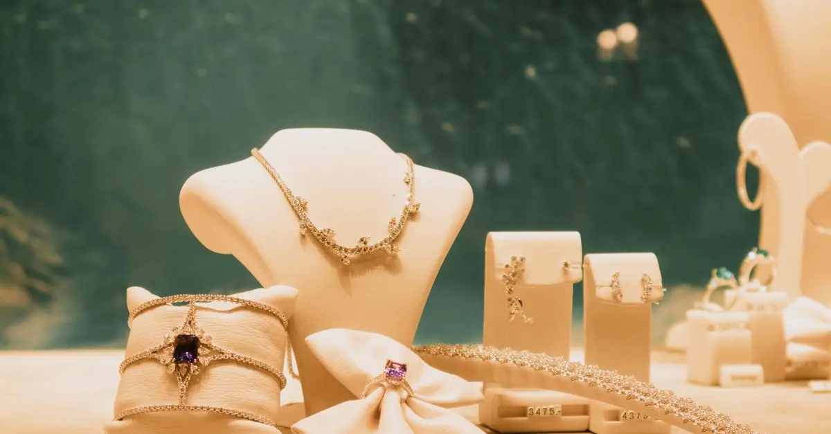 Consejos para Elegir el Mejor Accesorio para tu Estilo Elegante