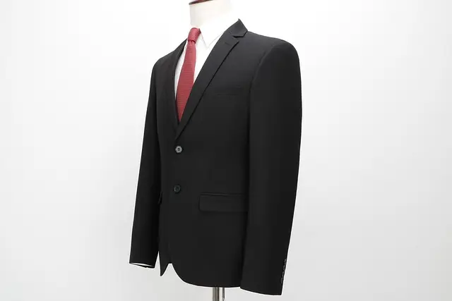Cómo Elegir el Mejor Traje Elegante para Eventos Cruzados