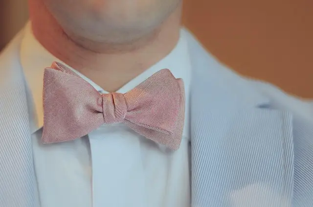 Cómo Elegir los Mejores Accesorios para Realzar tu Estilo Elegante