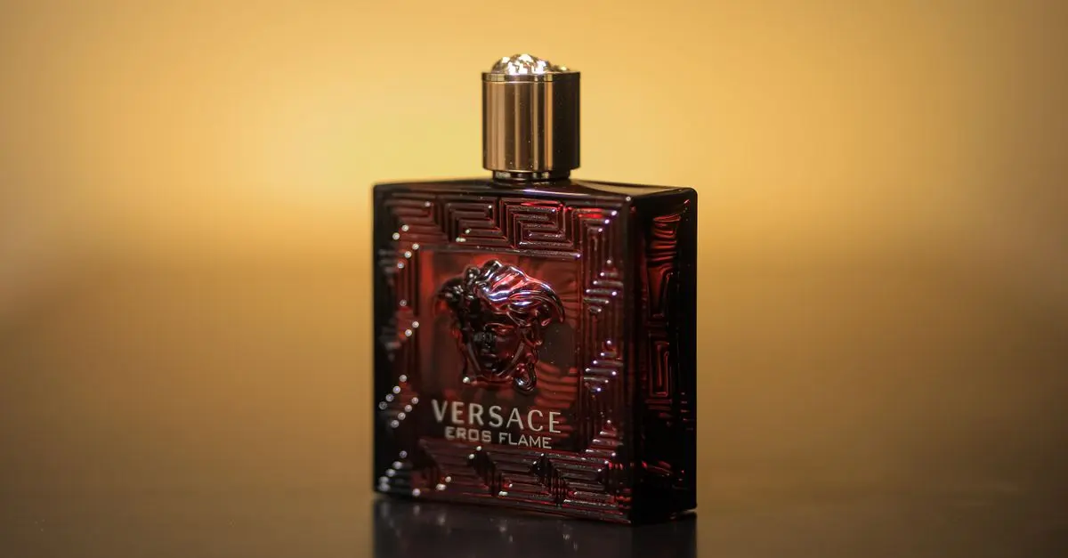 Top 10 Perfumes Elegantes para Hombres
