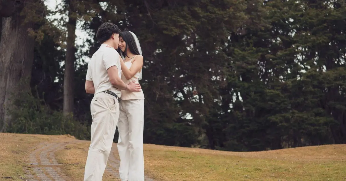 10 Claves para Elegir el Mejor Traje para Bodas Elegantes