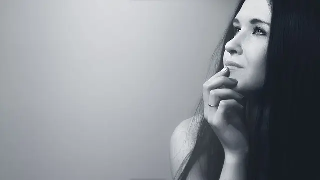 Cómo Elegir el Maquillaje Perfecto para un Look Elegante