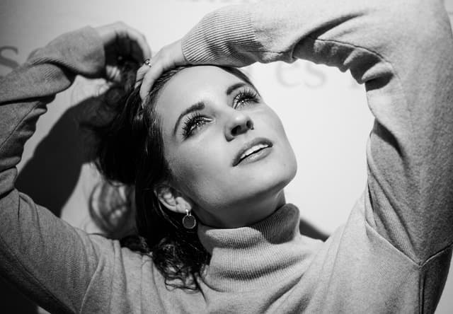 Cómo Elegir el Mejor Accesorio para Realzar tu Look Elegante