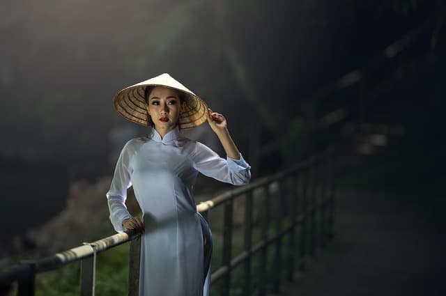 Cómo Elegir el Mejor Outfit Elegante para Eventos Especiales
